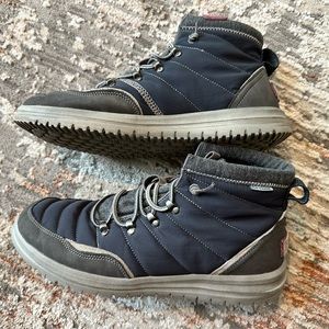 Hey Dude men’s boots size 11